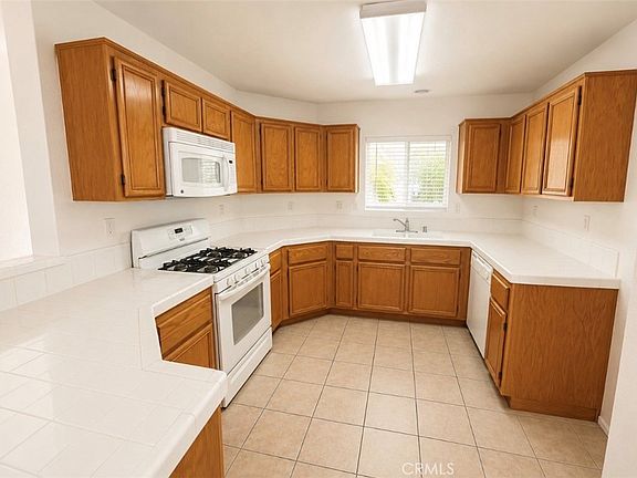2nd image of 26814 Mountain Ave