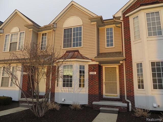 1st image of 50566 Woodbury Dr