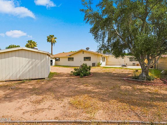 4th image of 4518 N 36TH Place