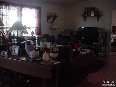 1st image of 90 Lugo Dr