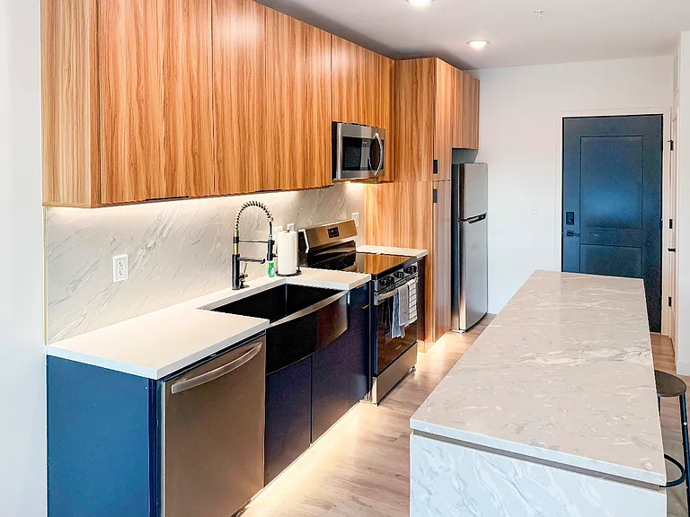 1838 Washington St #2 — Photo 5