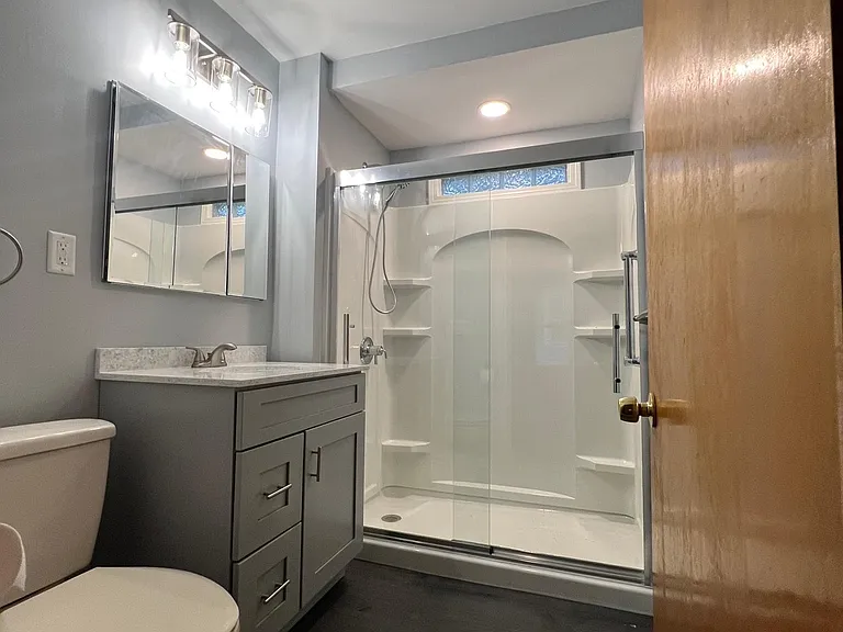 10 Traymore St #UPPER — Photo 14