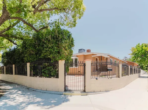 13856 Runnymede St, Van Nuys, CA 91405
