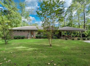 3321 N Woodridge Rd, Mountain Brook, AL 35223