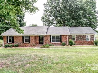 4716 Margaret Wallace Rd, Matthews, NC 28105