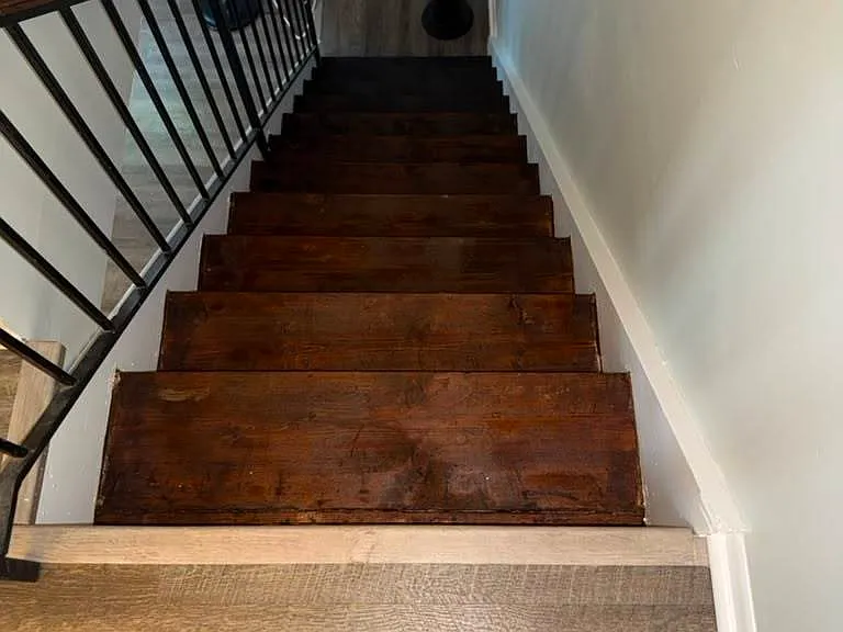 302 Creekside Dr — Photo 8