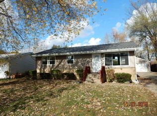 1835 Heather Dr, Aurora, IL 60506