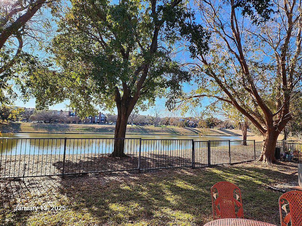 2nd image of 10403 Waters Dr