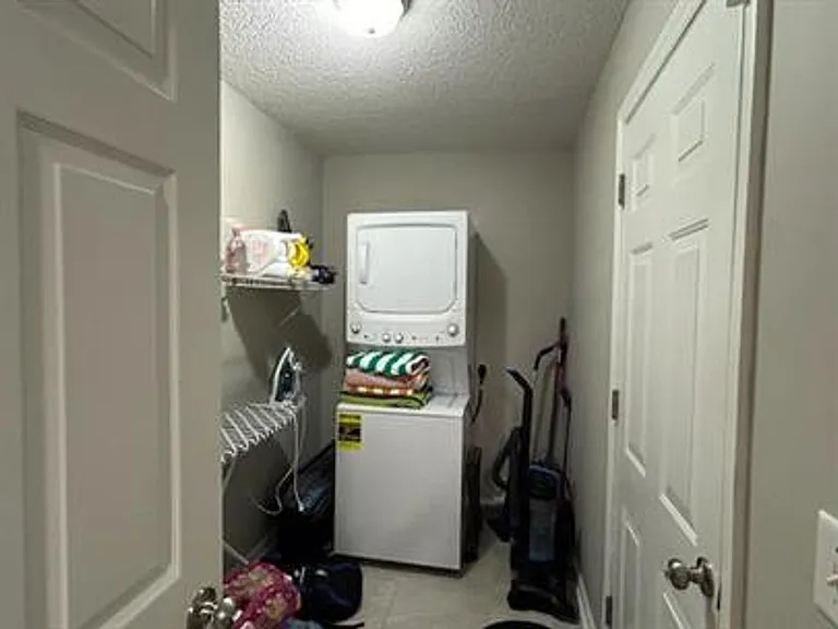 1435 Firefinder Ln — Photo 4