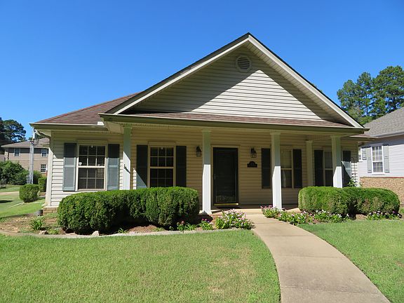 3rd image of 1804 Forrest Park Dr