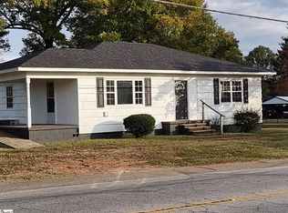 124 S Spencer St, Duncan, SC 29334