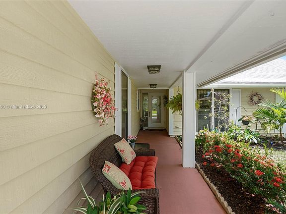 5th image of 12782 SE Royal Troon Ct