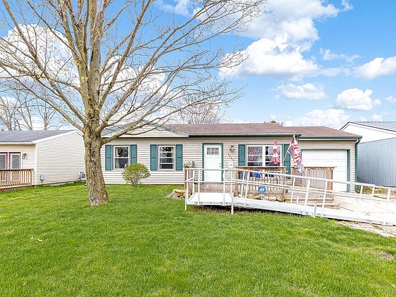 4th image of 1057 Jamaica Dr
