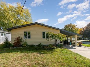 1 Pitre Ct, Essexville, MI