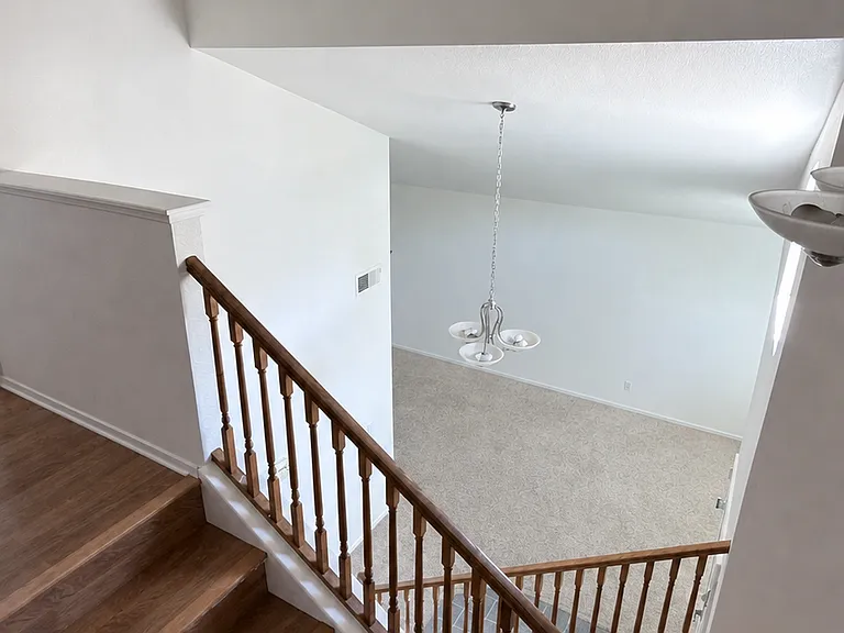 1617 Mount Silliman Way — Photo 5