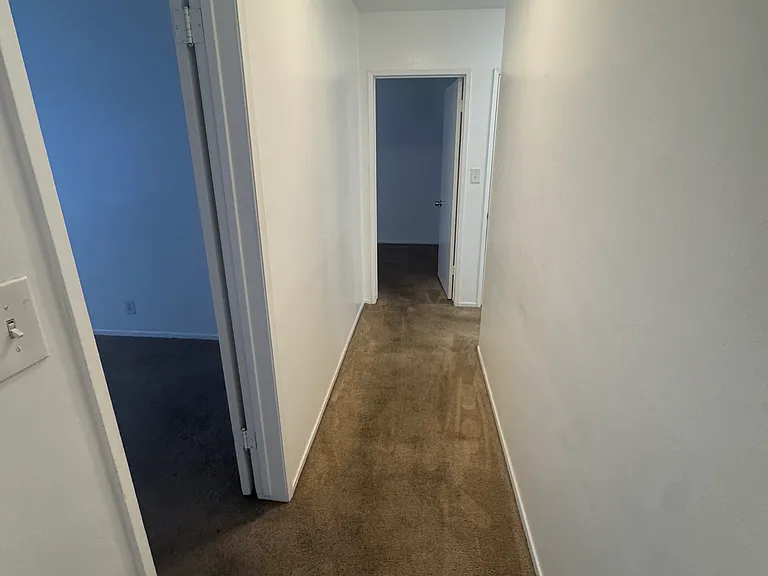 450 E Algrove St #1 — Photo 14