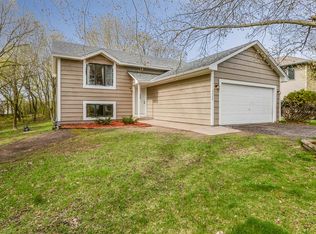 3324 S Coon Creek Dr, Andover, MN 55304