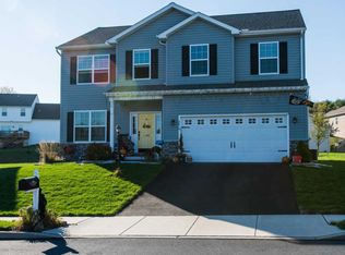 2014 Laura Ln, Harrisburg, PA 17110