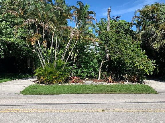 Secluded view from the street