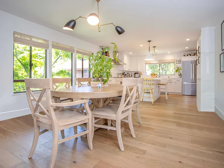 36 Shannon Ln — Photo 2