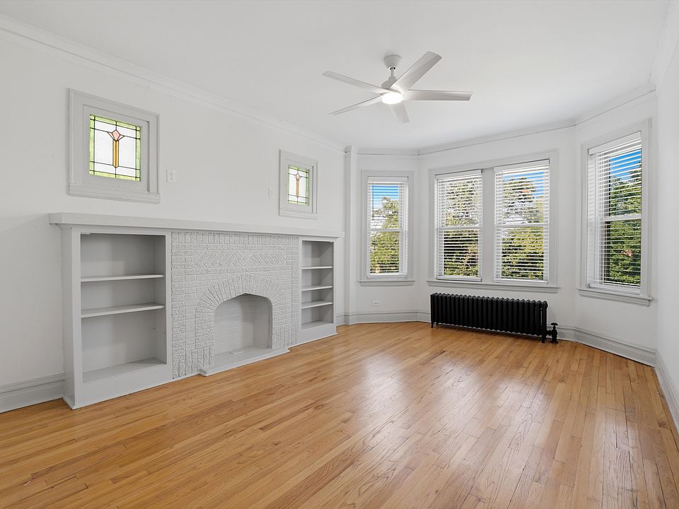 1st image of 2101 N Mozart St APT 3