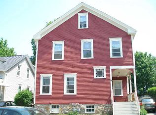 4 Elliot Pl #1, Newport, RI 02840