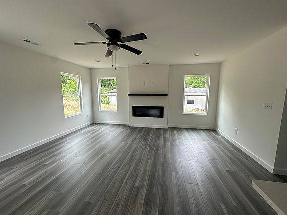 3rd image of 64 Bobo St