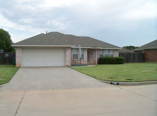 509 Horseshoe Ln, Burkburnett, TX 76354