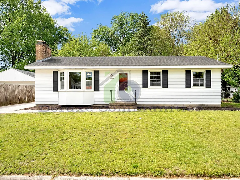 1244 Katrina Dr SE — Photo 4