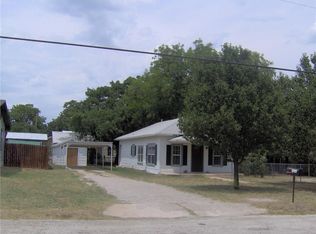 1209 W Commerce St, Eastland, TX 76448