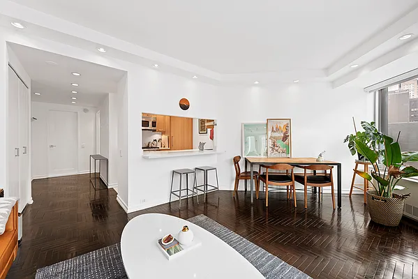 Rented by Compass | media 2