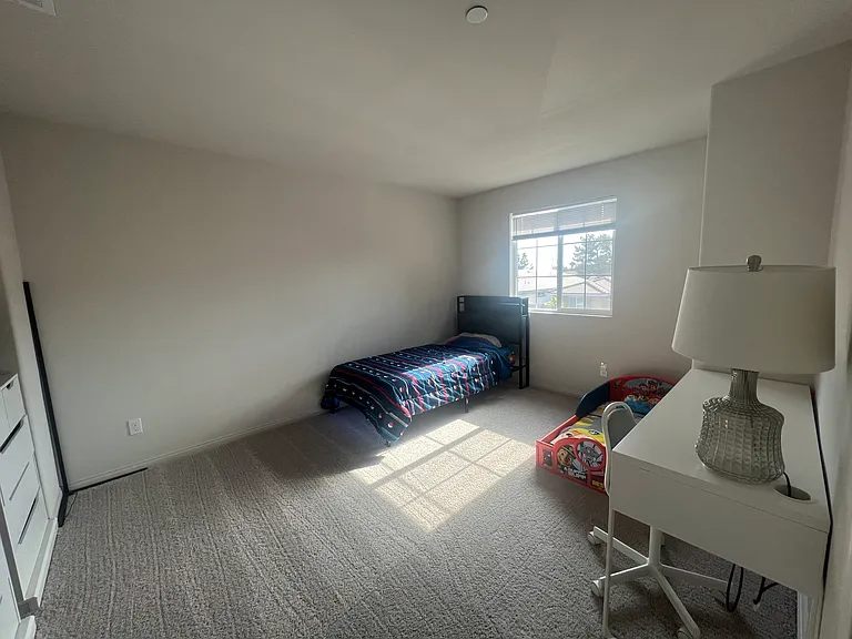 1769 Rose Ln — Photo 18