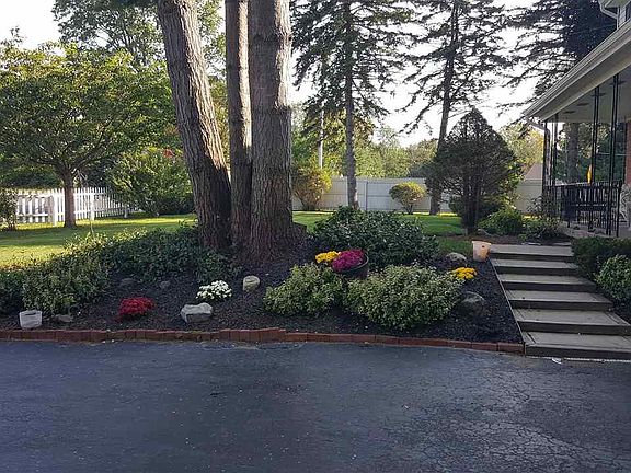 2nd image of 1 Easton Dr