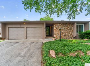 5015 S 150th Plz #30-D, Omaha, NE 68137