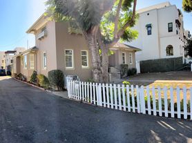 1548-1594 Thompson Blvd. stand alone Triplex Units