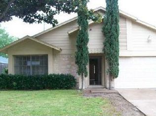 5831 Longforest Dr, Houston, TX 77088