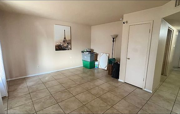 4th image of 8421 S Mojave Ln