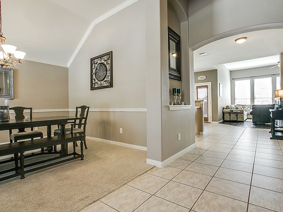 4th image of 9629 Barksdale Dr
