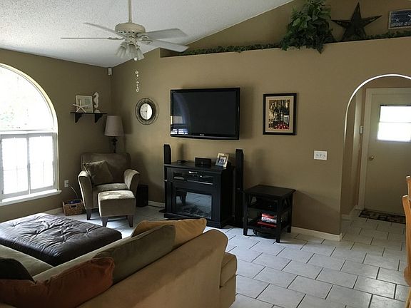 4th image of 1056 Welch Hill Cir