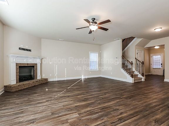 5th image of 2287 Church St