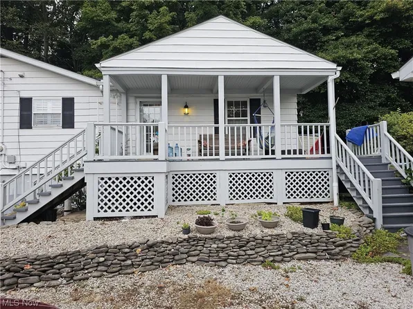 11740 Bell Rd, Newbury, OH 44065
