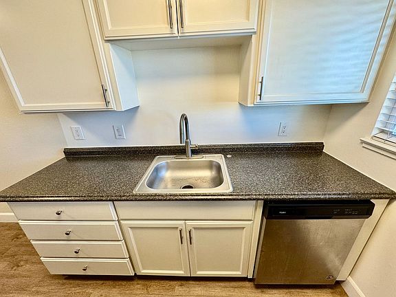 3rd image of 350 Dunster Dr #18