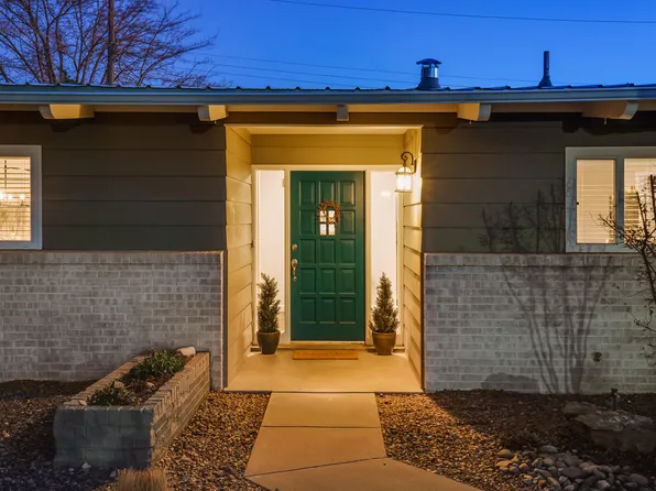 10424 Karen Ave NE, Albuquerque, NM 87111