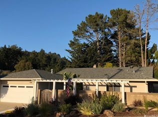 992 Park Pacifica Ave, Pacifica, CA 94044