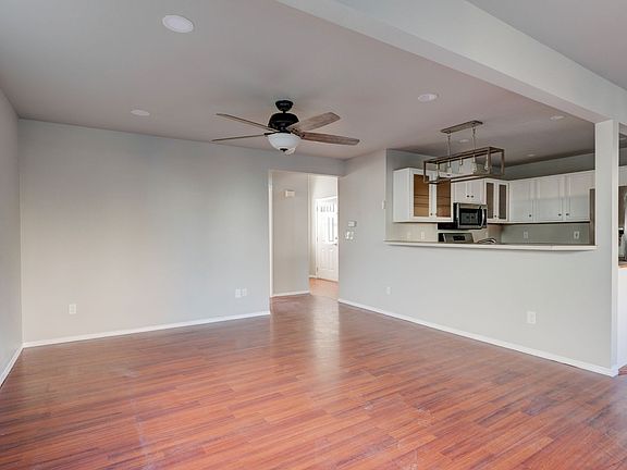 5th image of 1079 NE Cordero Pl