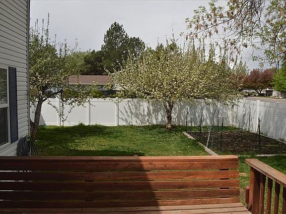 4th image of 3236 Tipperary Ln