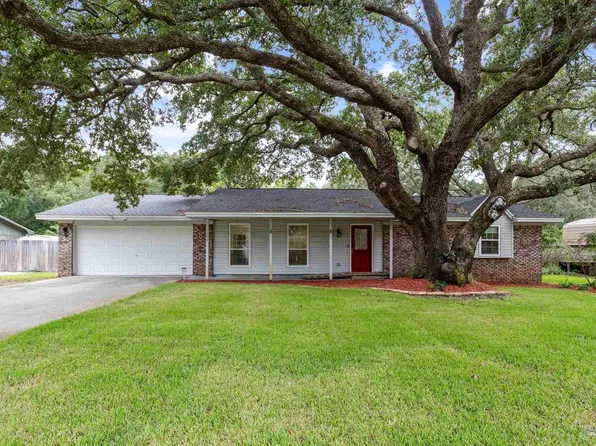 1509 Bay Woods Rd, Gulf Breeze, FL 32563