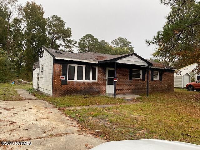 2nd image of 304 Dale Drive