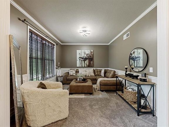 4th image of 1222 Wiltshire Blvd