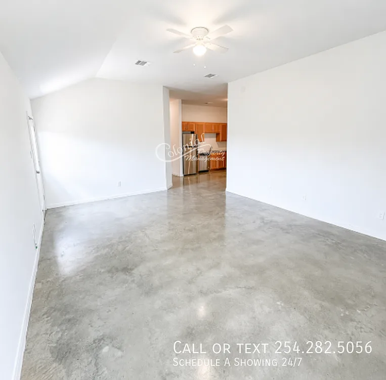 3 bed, 2.0 bath, 1306 sqft, $1,245 — Photo 4
